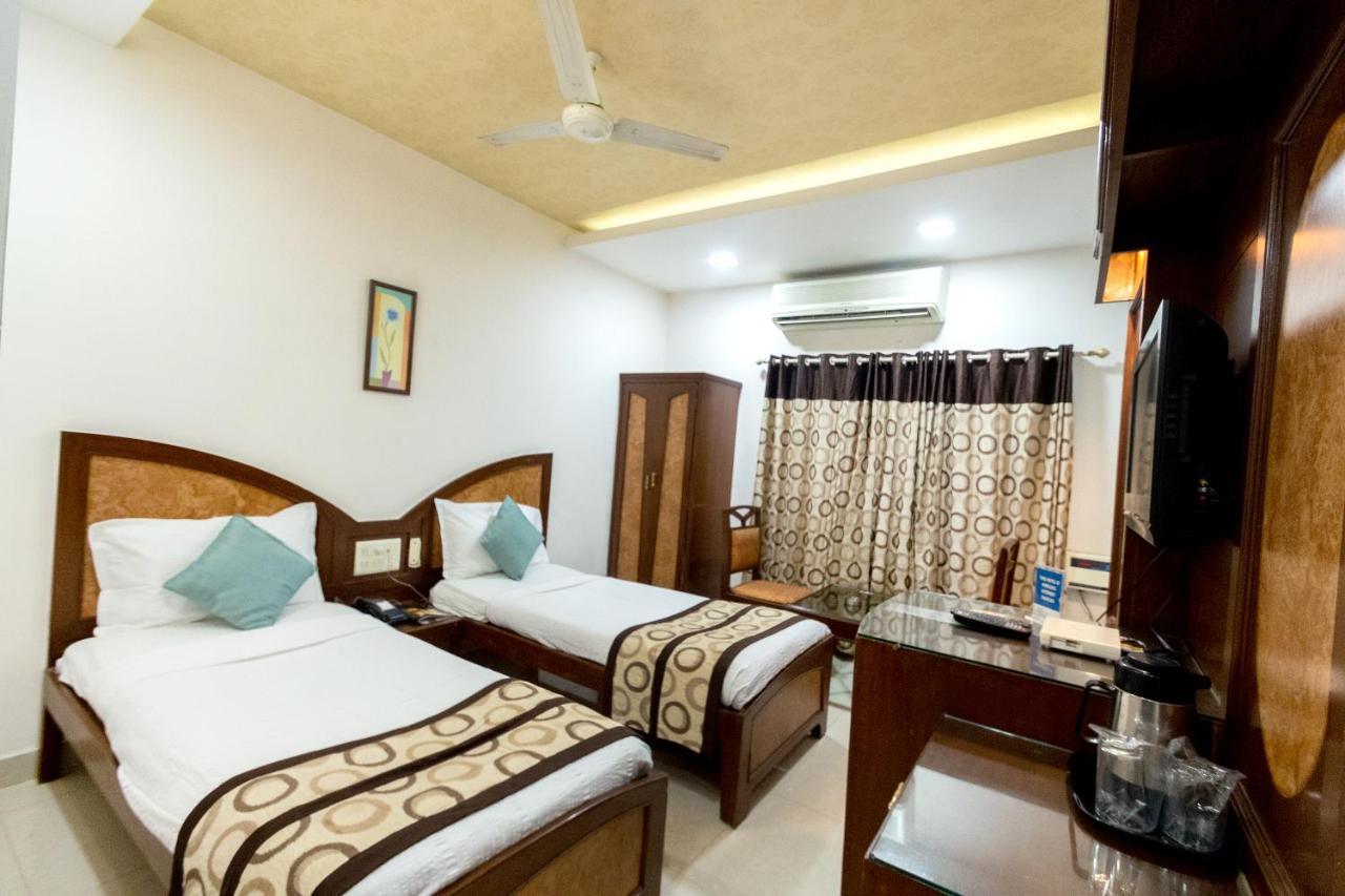 Hotel Annapoorna Residency Secundurabad Екстериор снимка