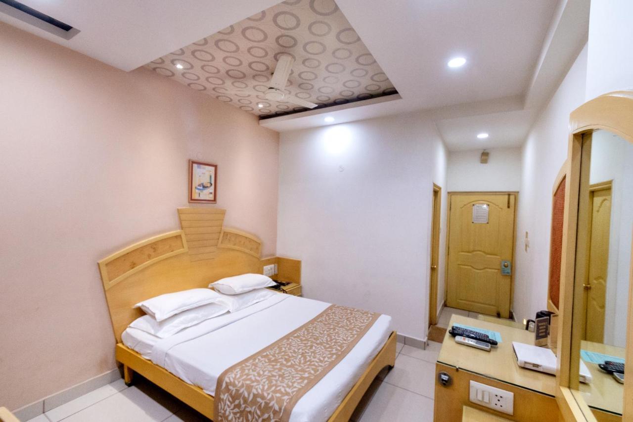Hotel Annapoorna Residency Secundurabad Екстериор снимка