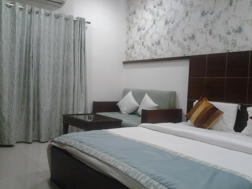 Hotel Annapoorna Residency Secundurabad Екстериор снимка