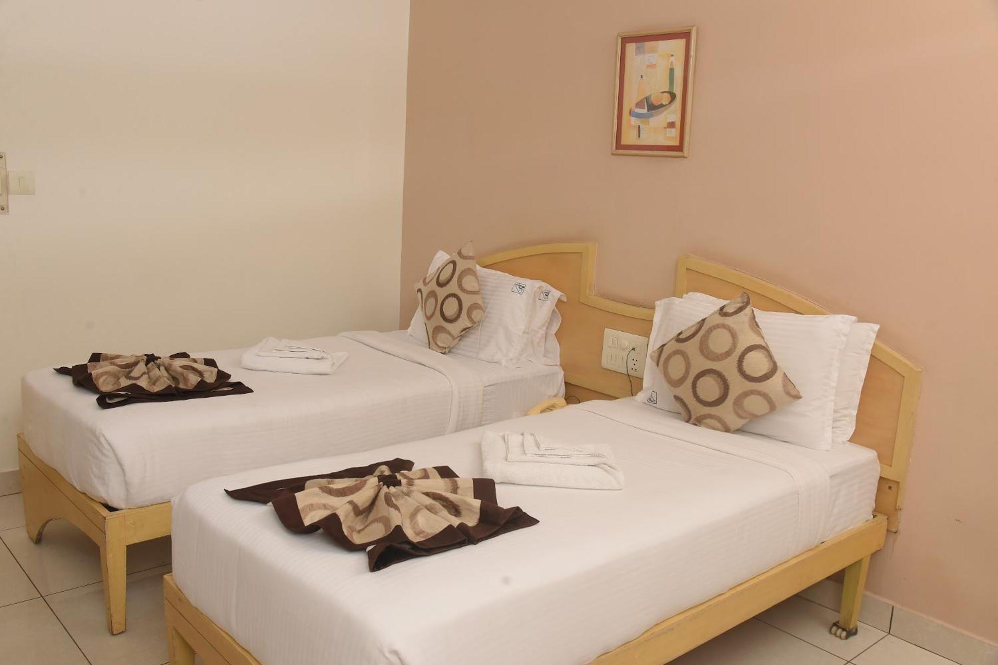Hotel Annapoorna Residency Secundurabad Екстериор снимка