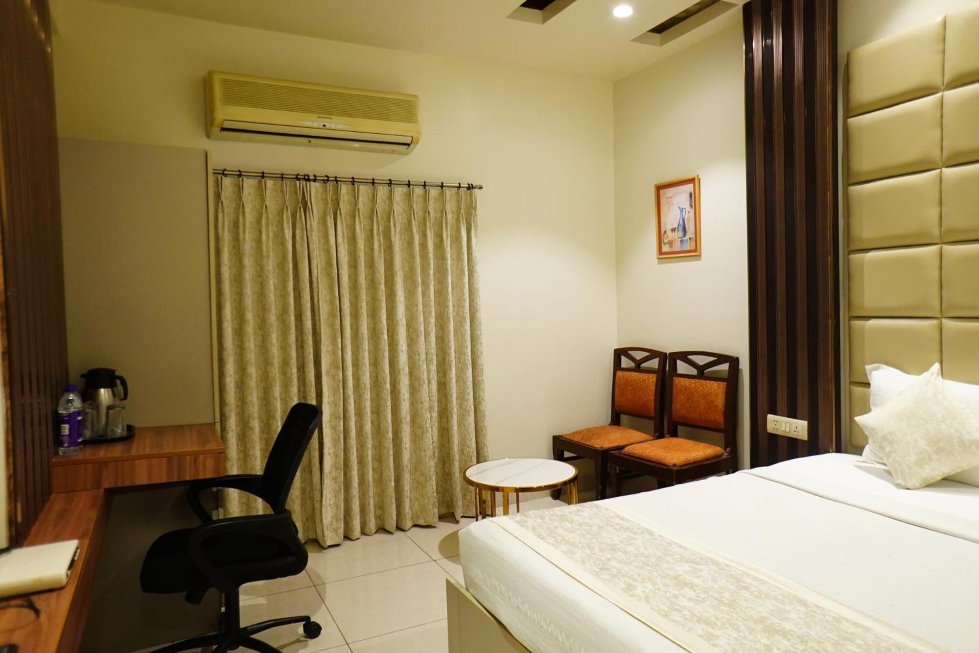 Hotel Annapoorna Residency Secundurabad Екстериор снимка