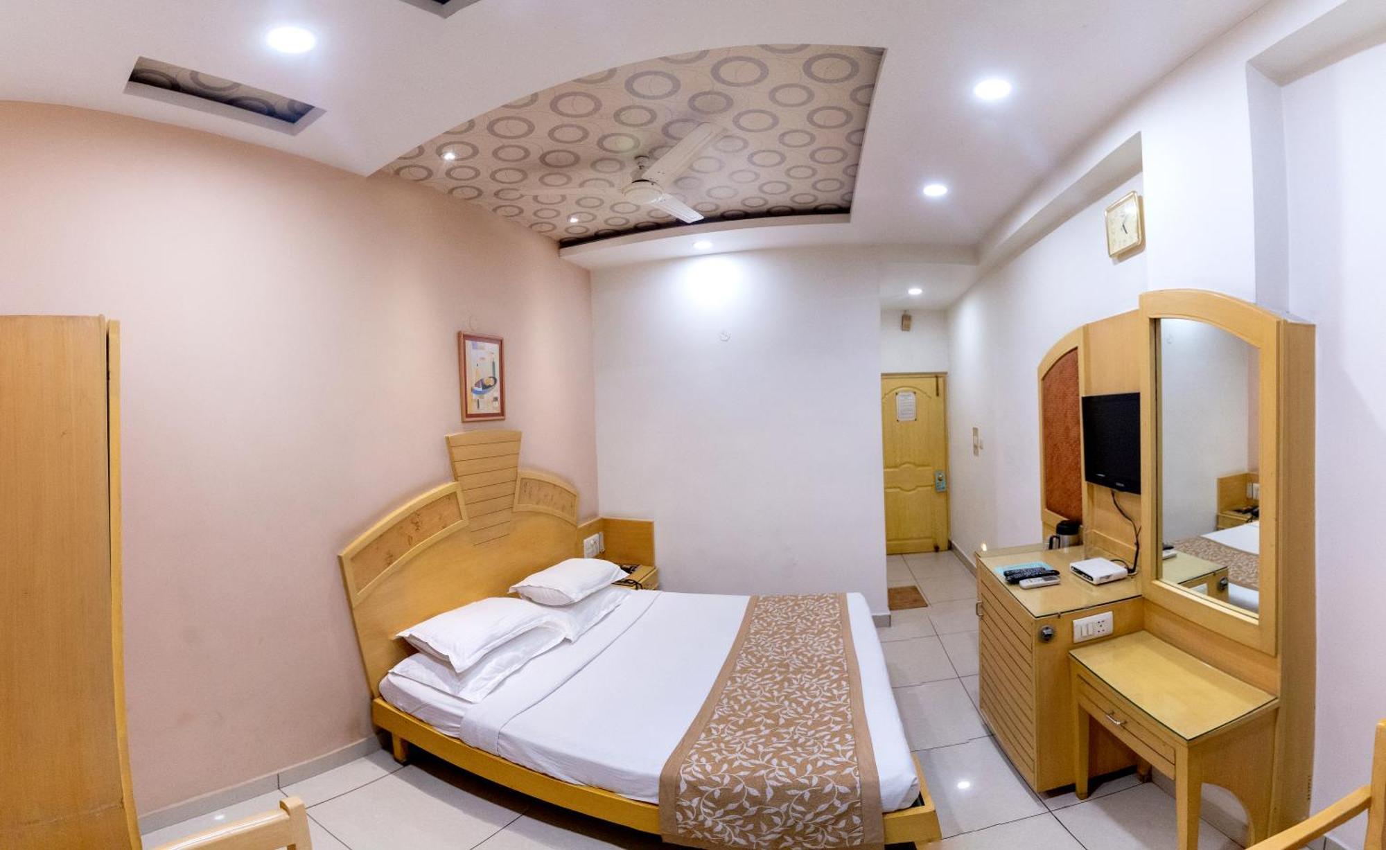 Hotel Annapoorna Residency Secundurabad Екстериор снимка